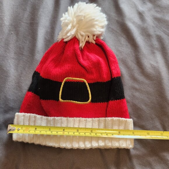Holiday santa tuque - Picture 2 of 3